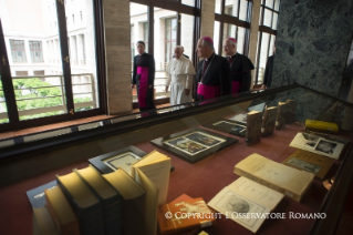7-Celebraci&oacute;n Eucar&iacute;stica en el Pontificio Colegio Americano del Norte