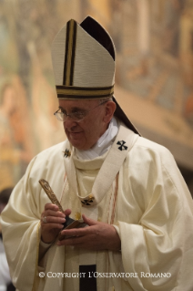 16-Celebraci&oacute;n Eucar&iacute;stica en el Pontificio Colegio Americano del Norte