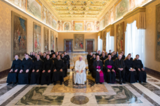 1-Incontro con la Comunit&agrave; della Pontificia Accademia Ecclesiastica 