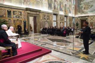 3-Udienza ai partecipanti al Capitolo generale dei Missionari Comboniani del Cuore di Ges&ugrave; 