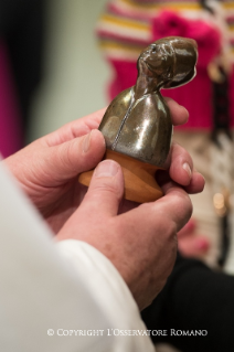 9-A los representantes de la Confederaci&oacute;n italiana de cooperativas