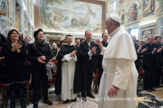 0-A los participantes en un Congreso Internacional organizado por la Facultad de Derecho Can&oacute;nico de la Pontificia Universidad Pontificia Gregoriana