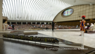 0-A los empleados de la empresa ferroviaria italiana