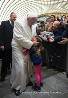 10-A los empleados de la empresa ferroviaria italiana