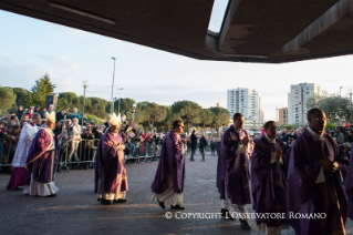 8-Visita pastoral a la parroquia romana &#xab;Santa Mar&#xed;a Madre del Redentor&#xbb;