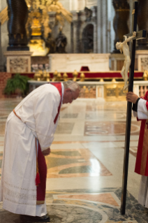 9-Viernes Santo &ndash; Celebraci&oacute;n de la Pasi&oacute;n del Se&ntilde;or