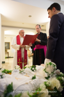 4-Presentazione degli agnelli benedetti in occasione della festa di Sant'Agnese